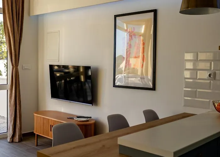 At Grandpa's דירה סרימה